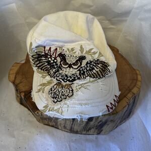Distressed Owl Hat White Leader Snapback Baseball Cap White